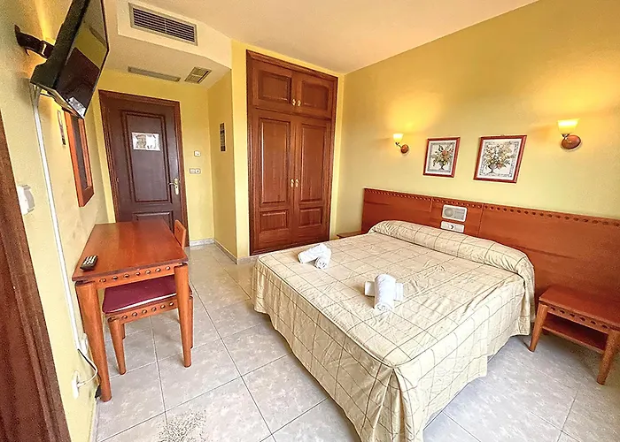 Hotel Acquamaris 3000 2*